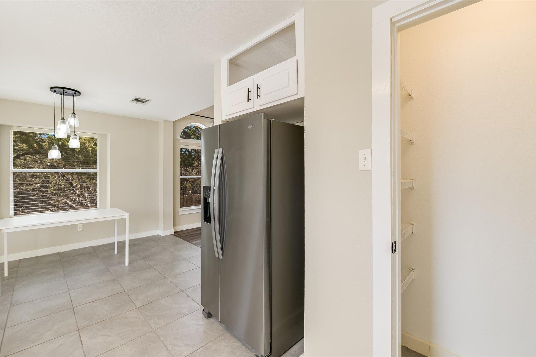 811 Chiselpoint Cv Property Photo 11