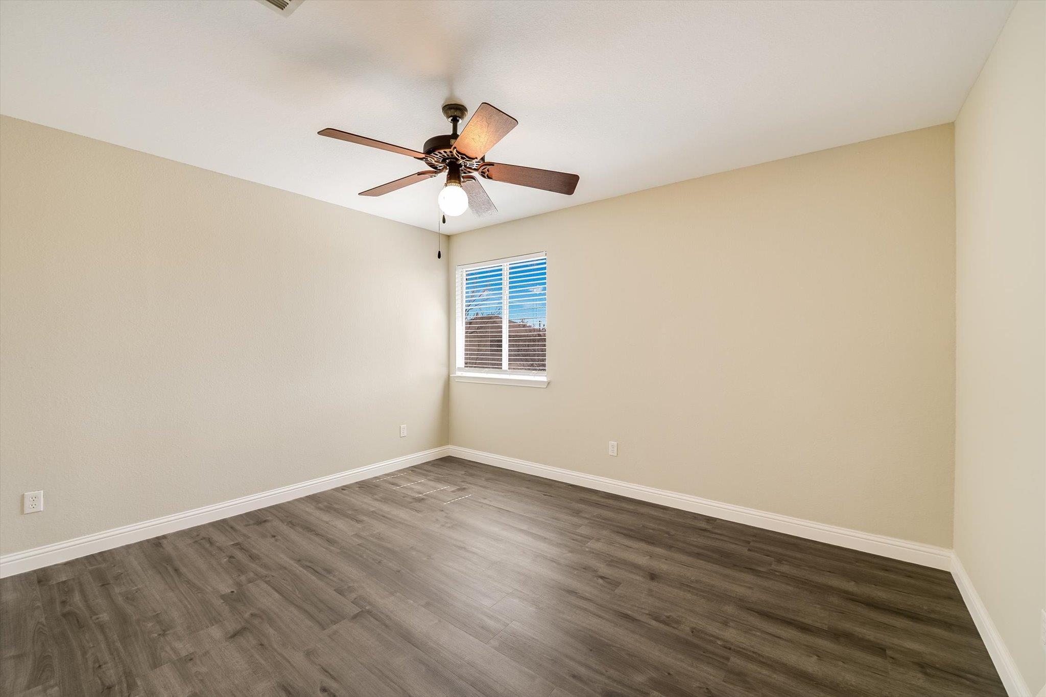 811 Chiselpoint Cv Property Photo 20