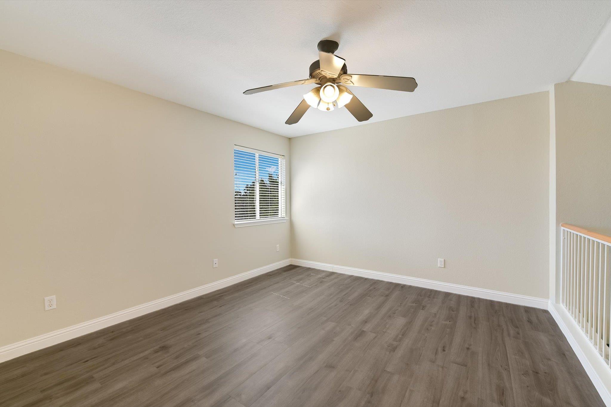 811 Chiselpoint Cv Property Photo 23