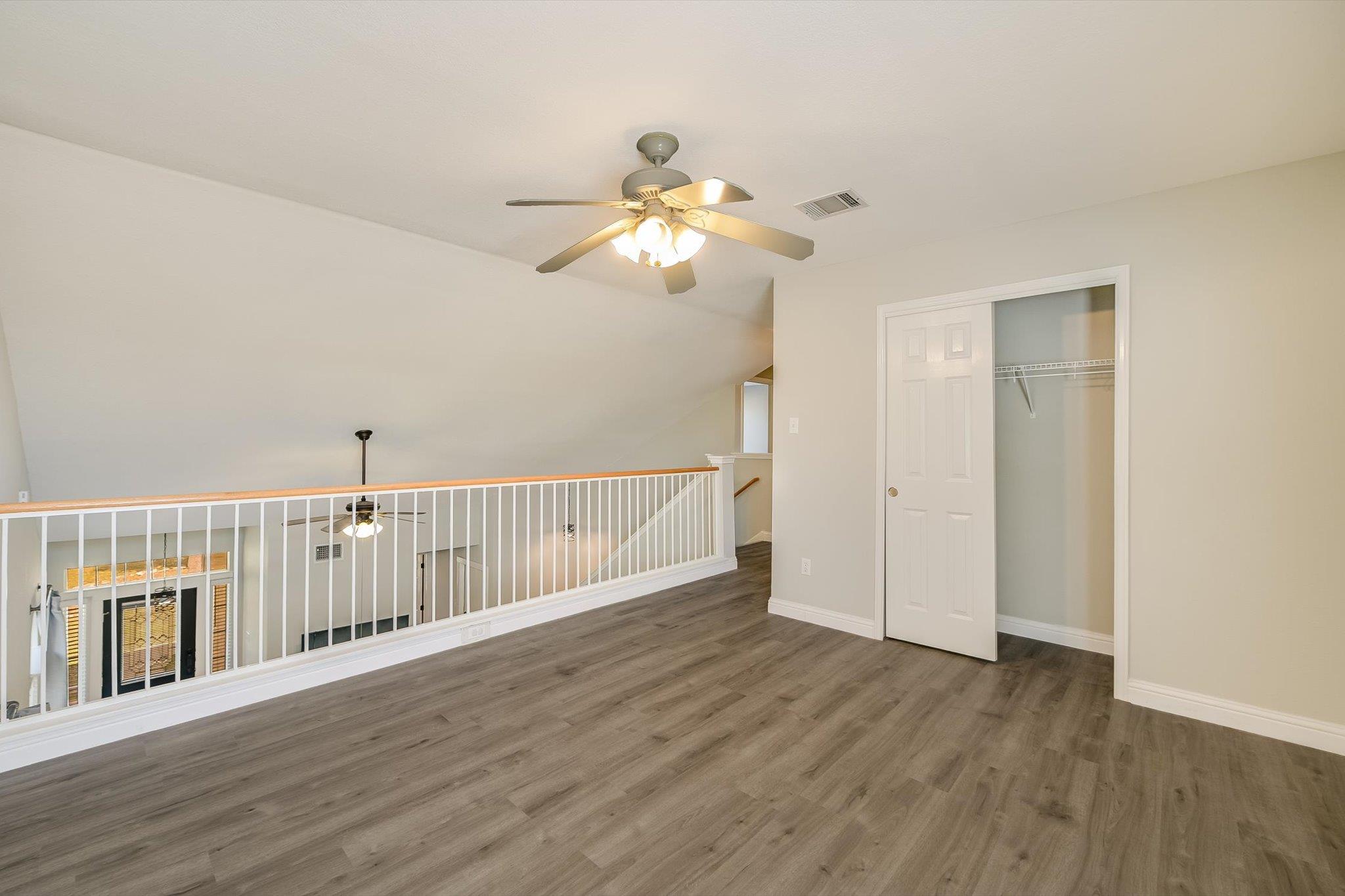 811 Chiselpoint Cv Property Photo 24