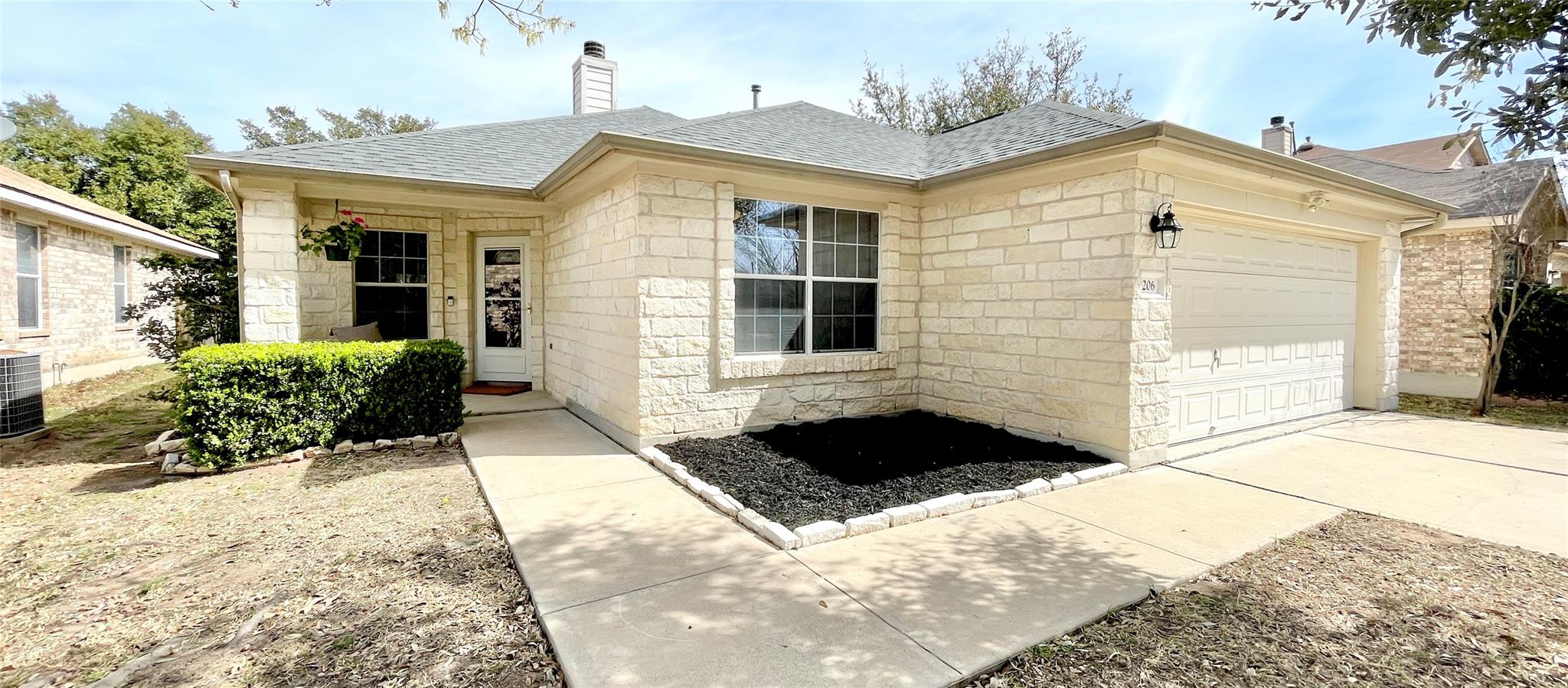 206 Newport Landing Pl Property Photo