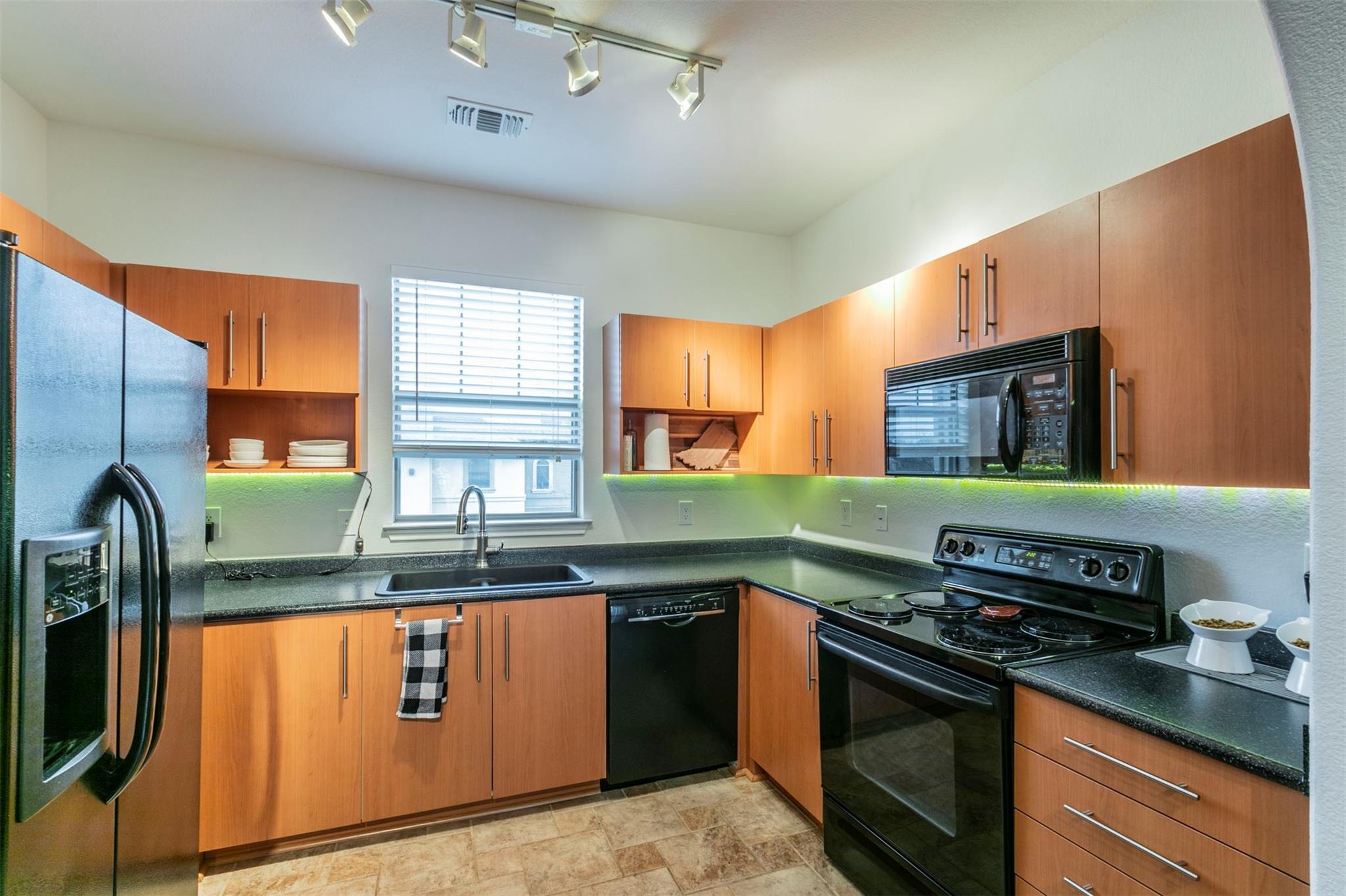 11203 Ranch Road 2222 507 Property Photo 5