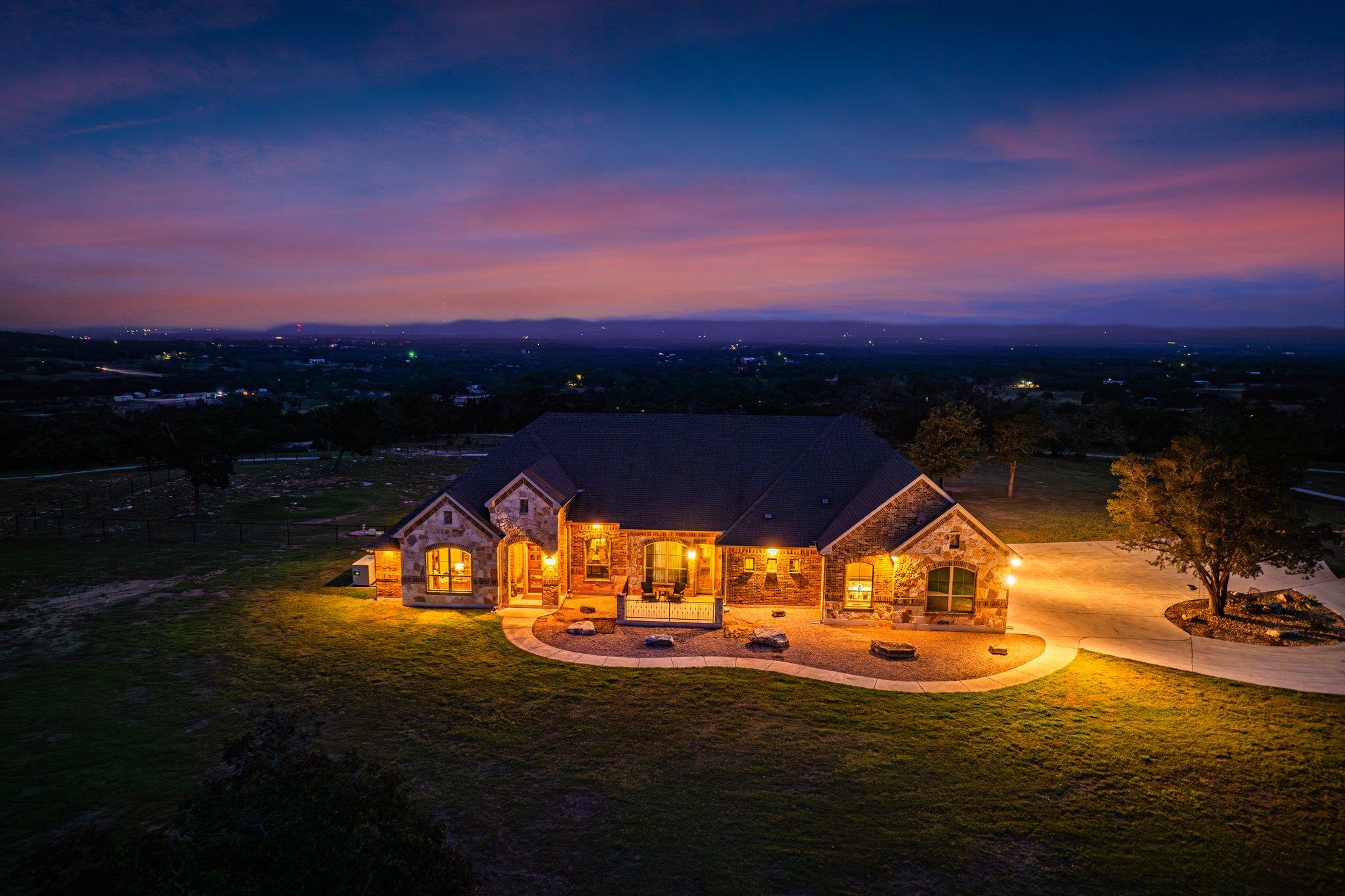 5228 Fm 3240 Property Photo 1