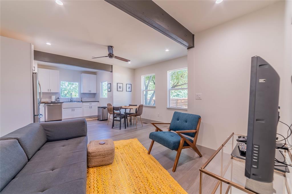 3007 E 14 1/2 St #unit B Property Photo 10