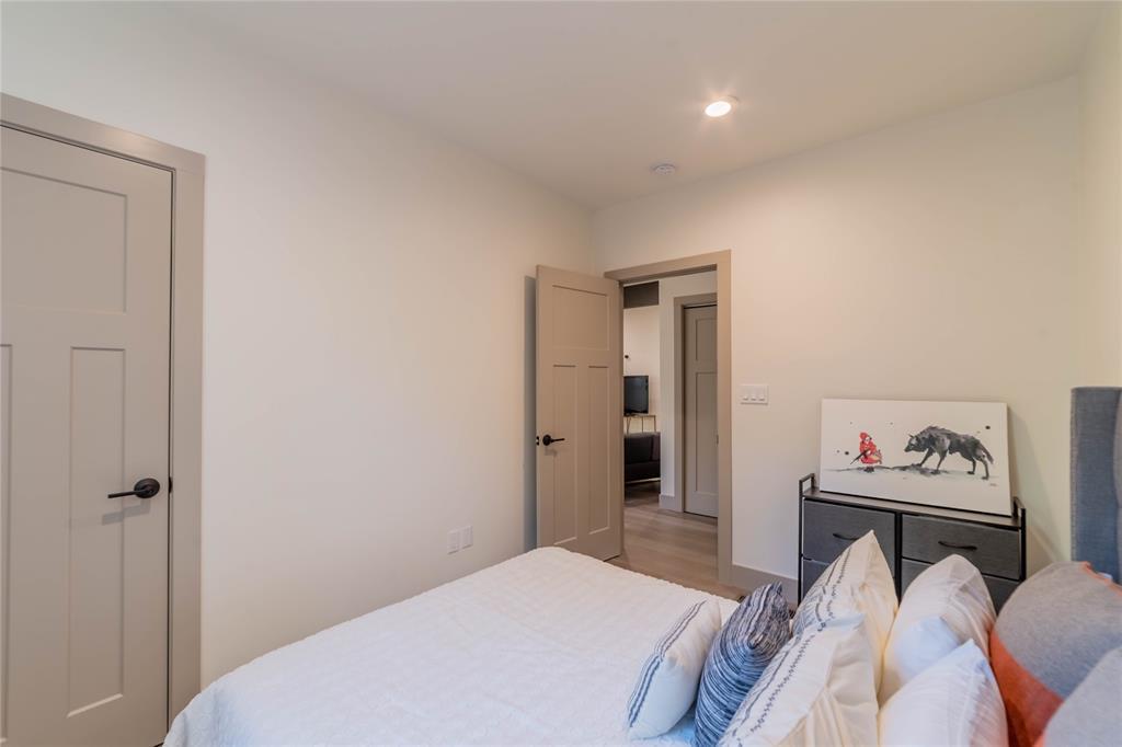 3007 E 14 1/2 St #unit B Property Photo 21