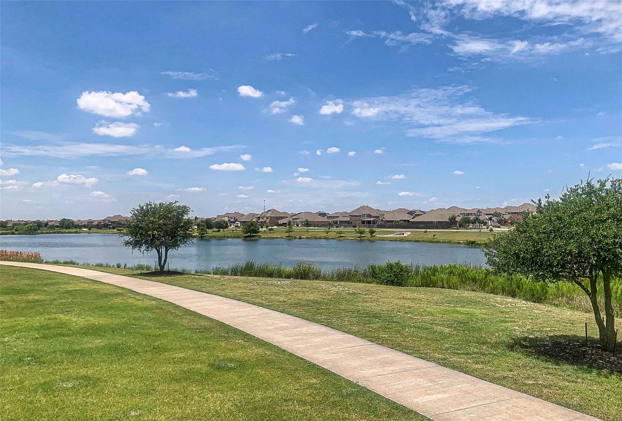 3813 Birdwatch Loop Property Photo 40
