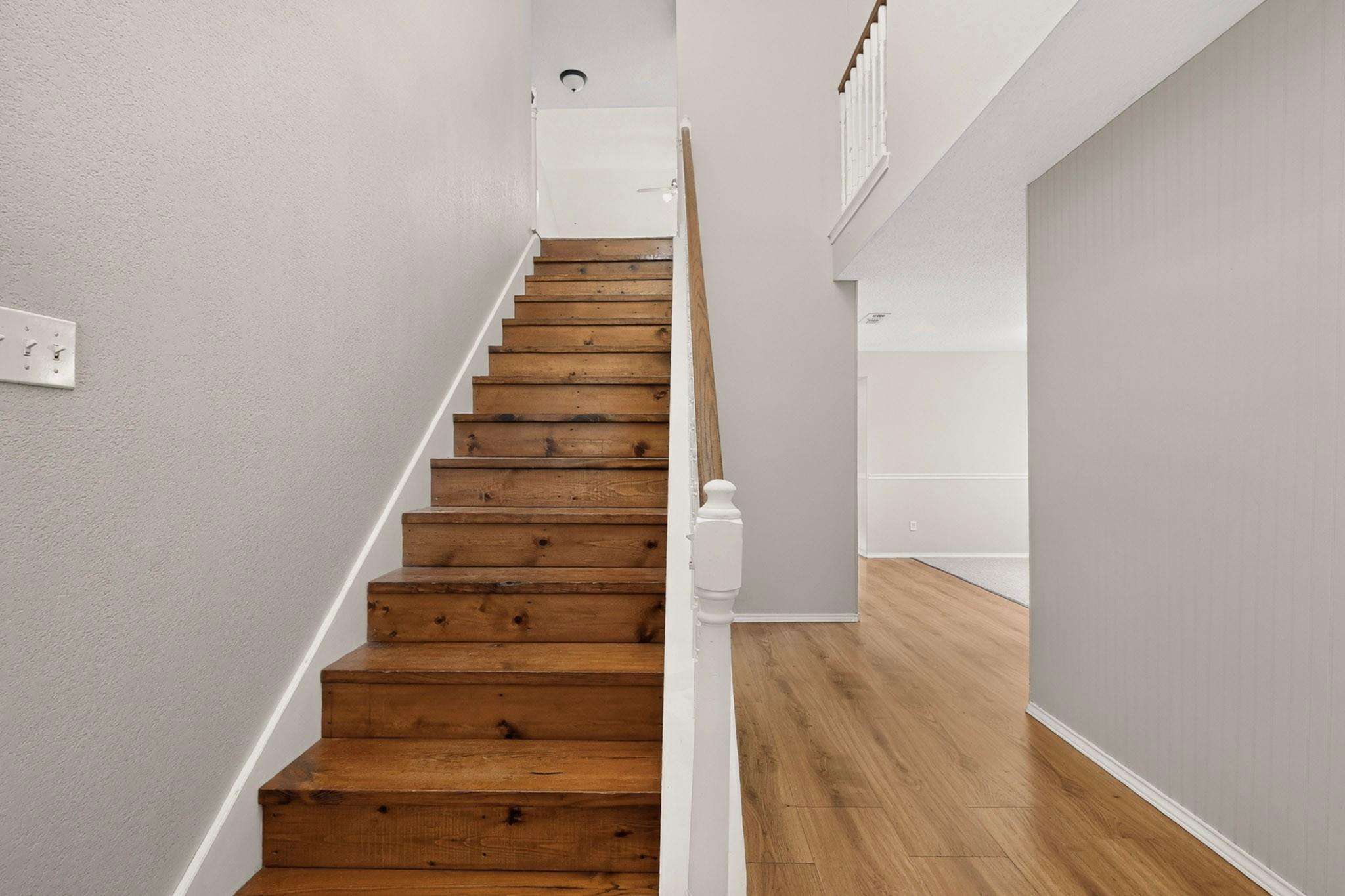 1219 Bell Rock Cir Property Photo 9
