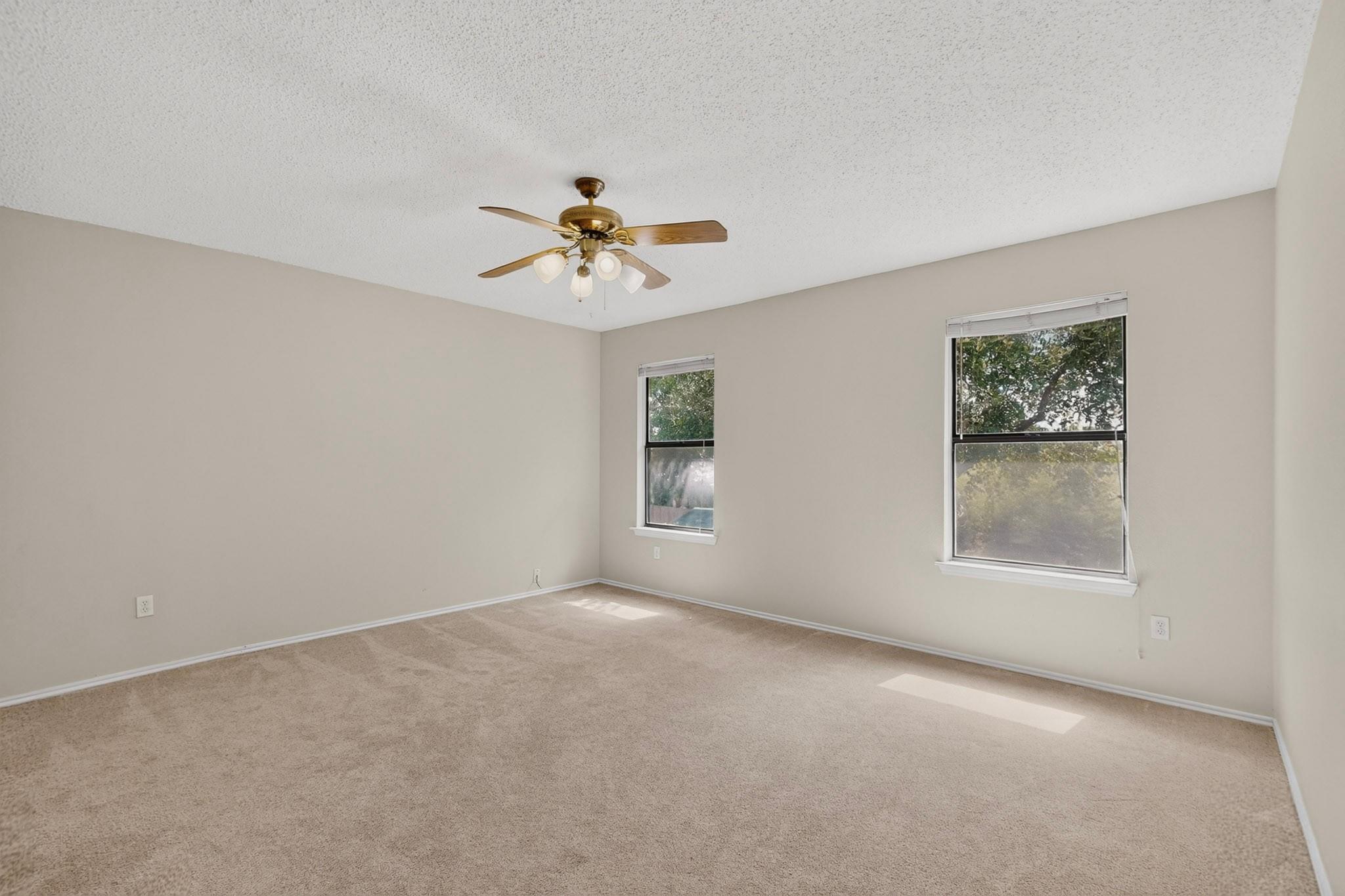1219 Bell Rock Cir Property Photo 14