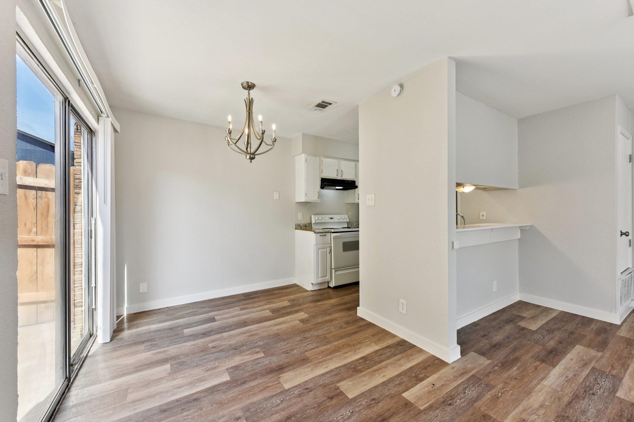 1210 Southport Dr #a Property Photo 13