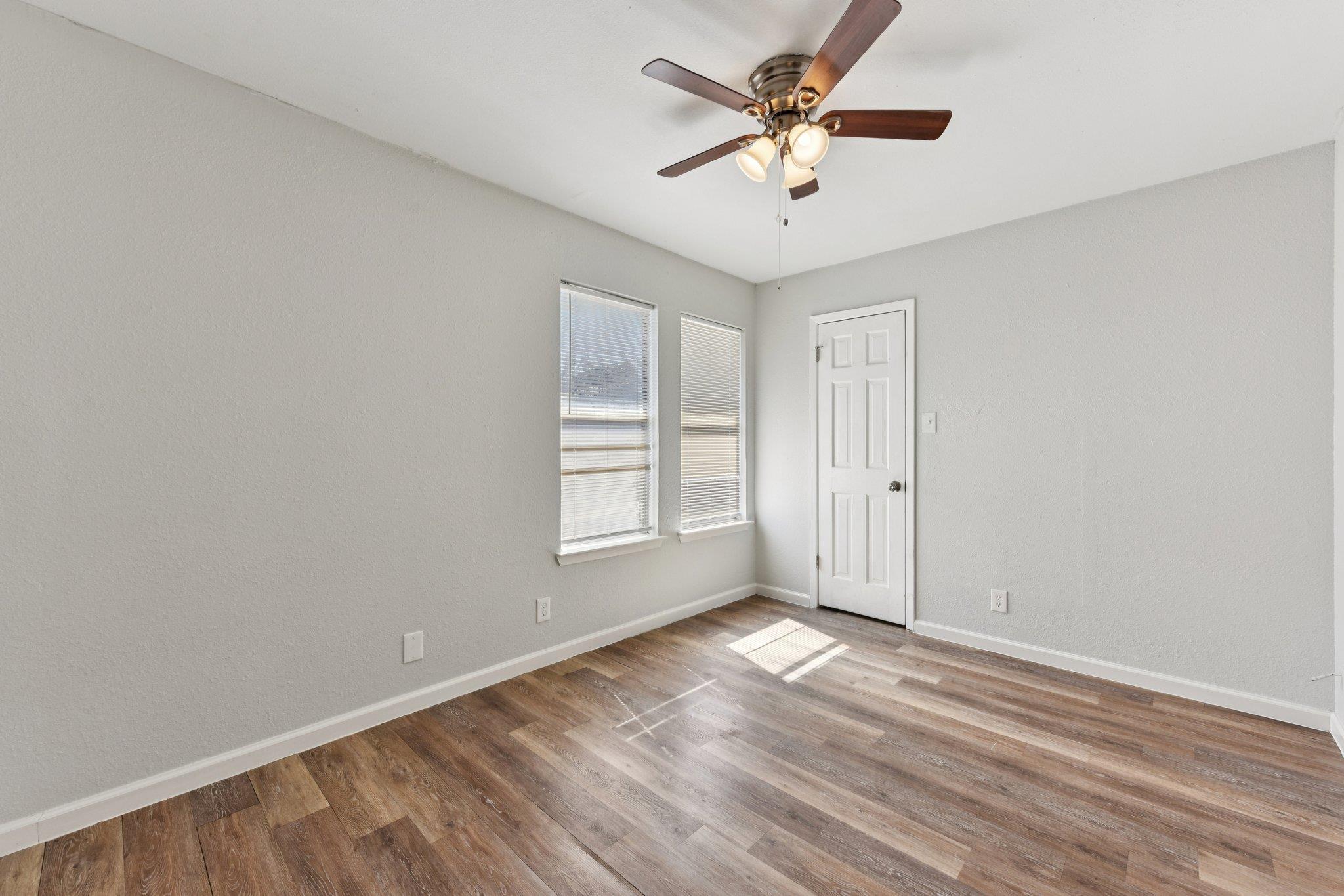 1210 Southport Dr #a Property Photo 23