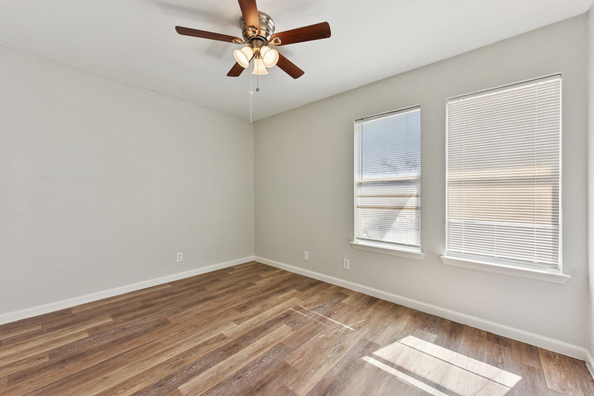 1210 Southport Dr #a Property Photo 27