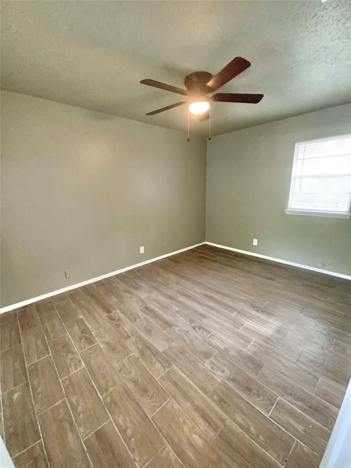 104 W Starling Dr Property Photo 11