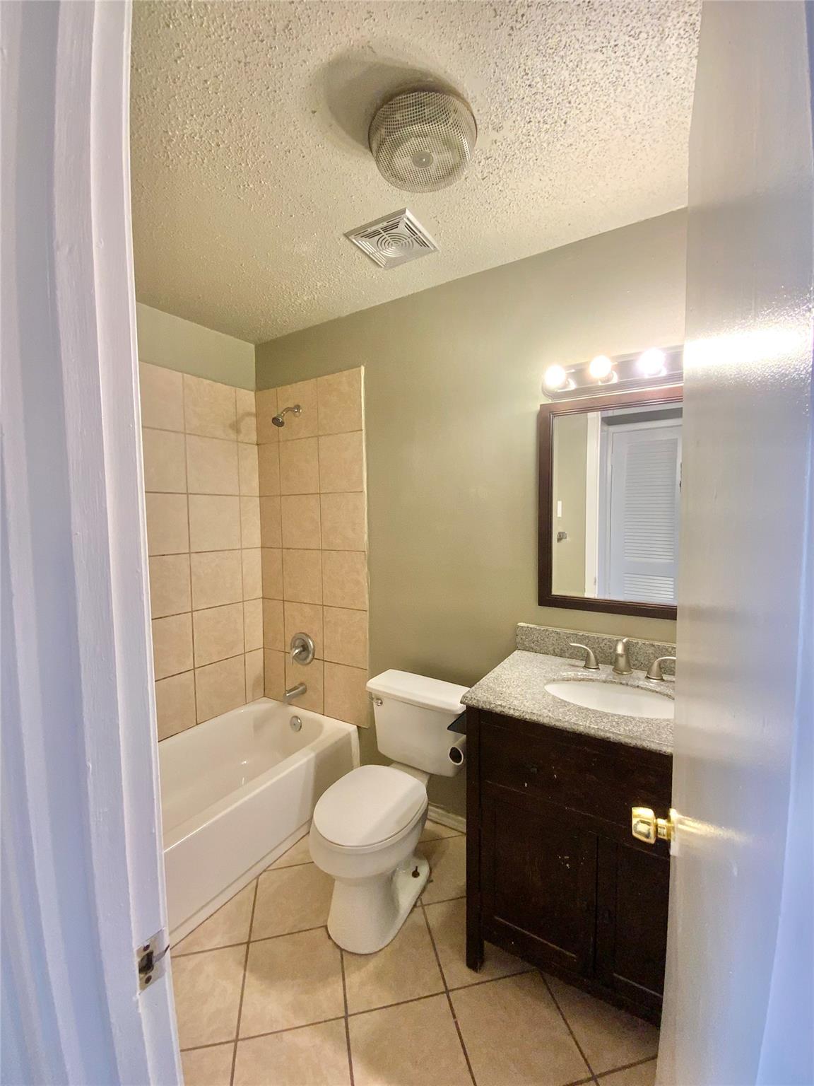 104 W Starling Dr Property Photo 15