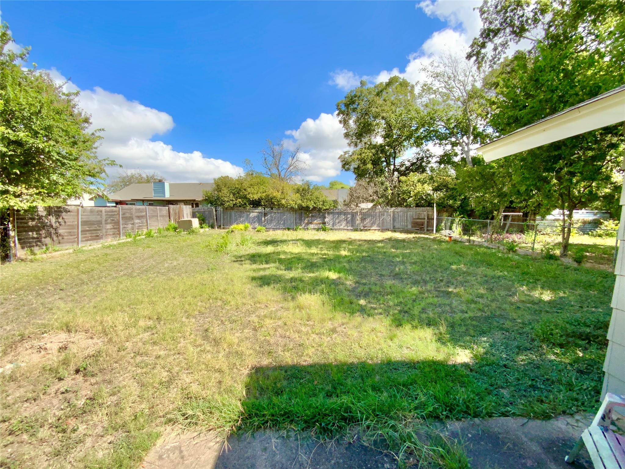 104 W Starling Dr Property Photo 17