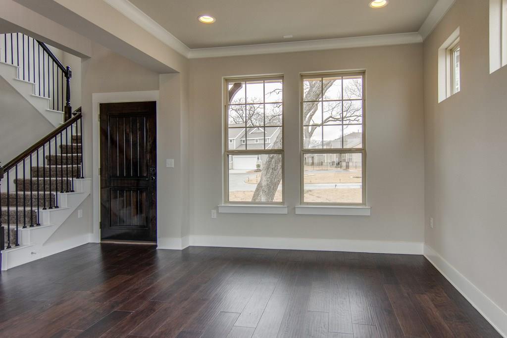 9503 Mcknight Loop Property Photo 7