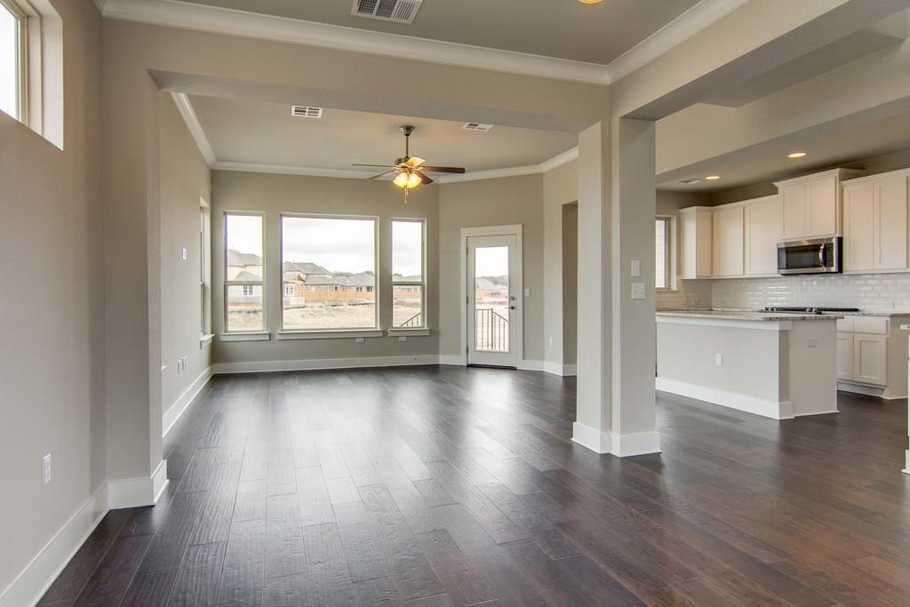 9503 Mcknight Loop Property Photo 8