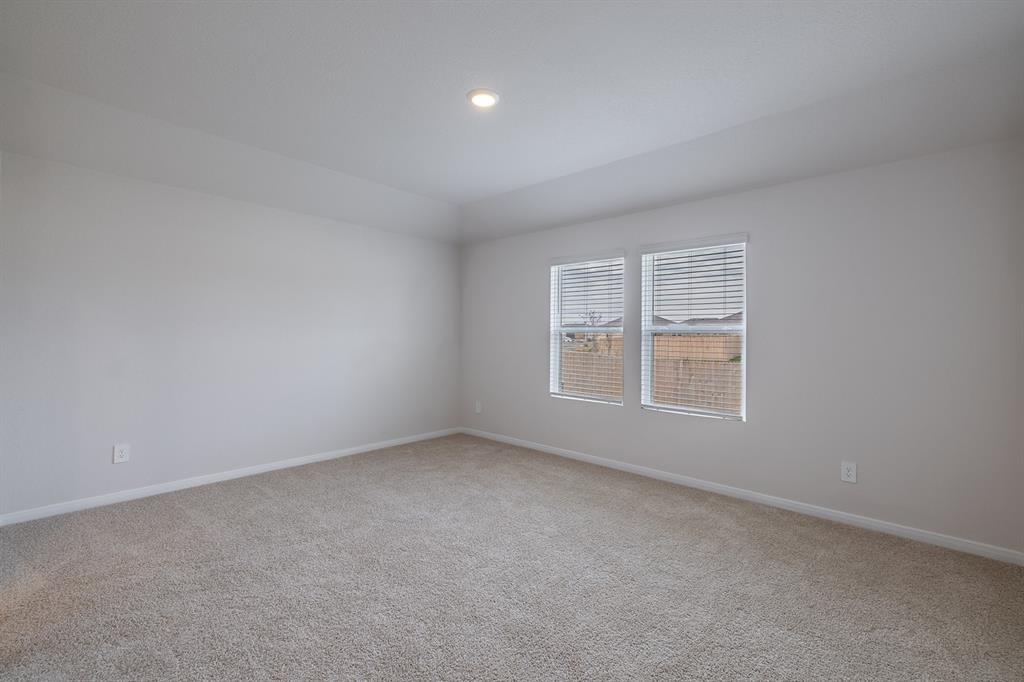 315 Belmont Pl Property Photo 11