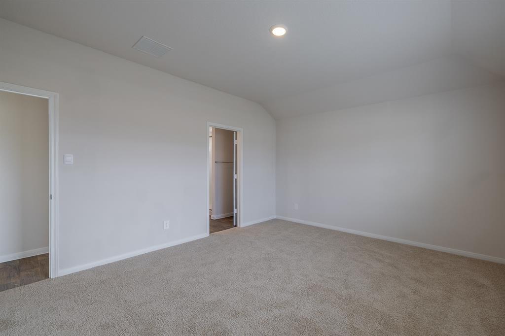 315 Belmont Pl Property Photo 12