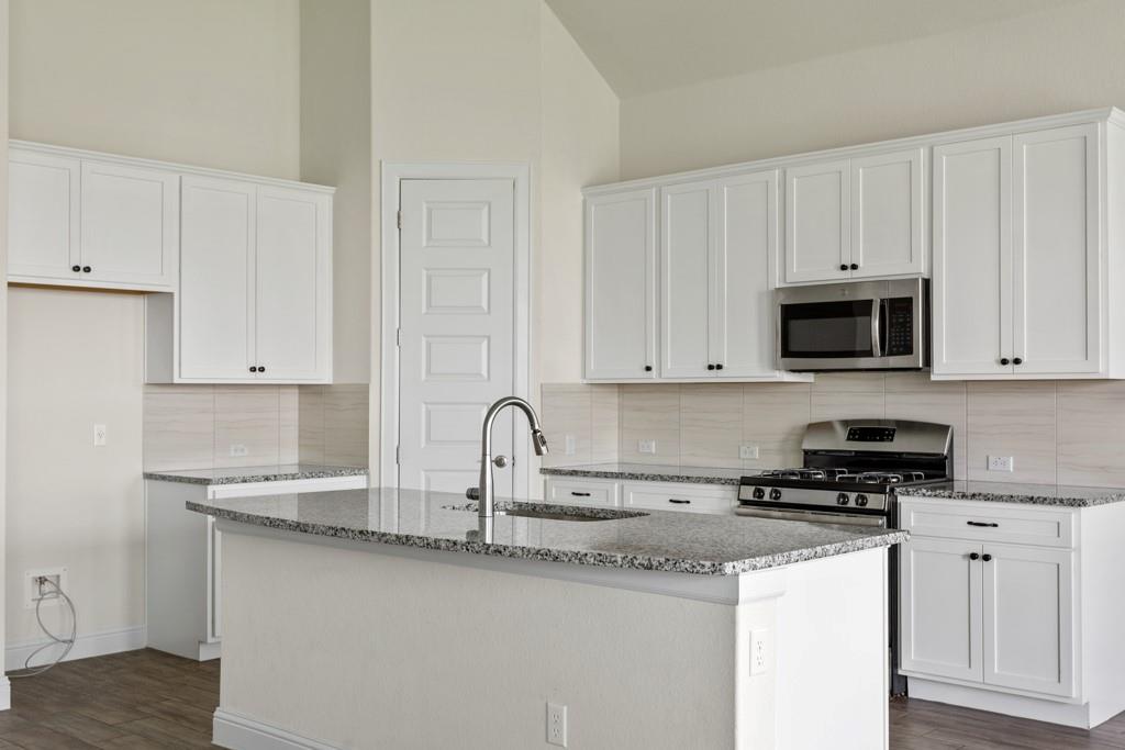 6532 Cetone Ter Property Photo 8