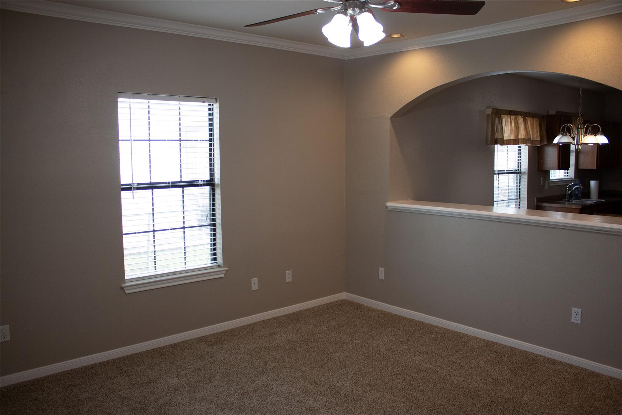 208 Shaw St Property Photo 7