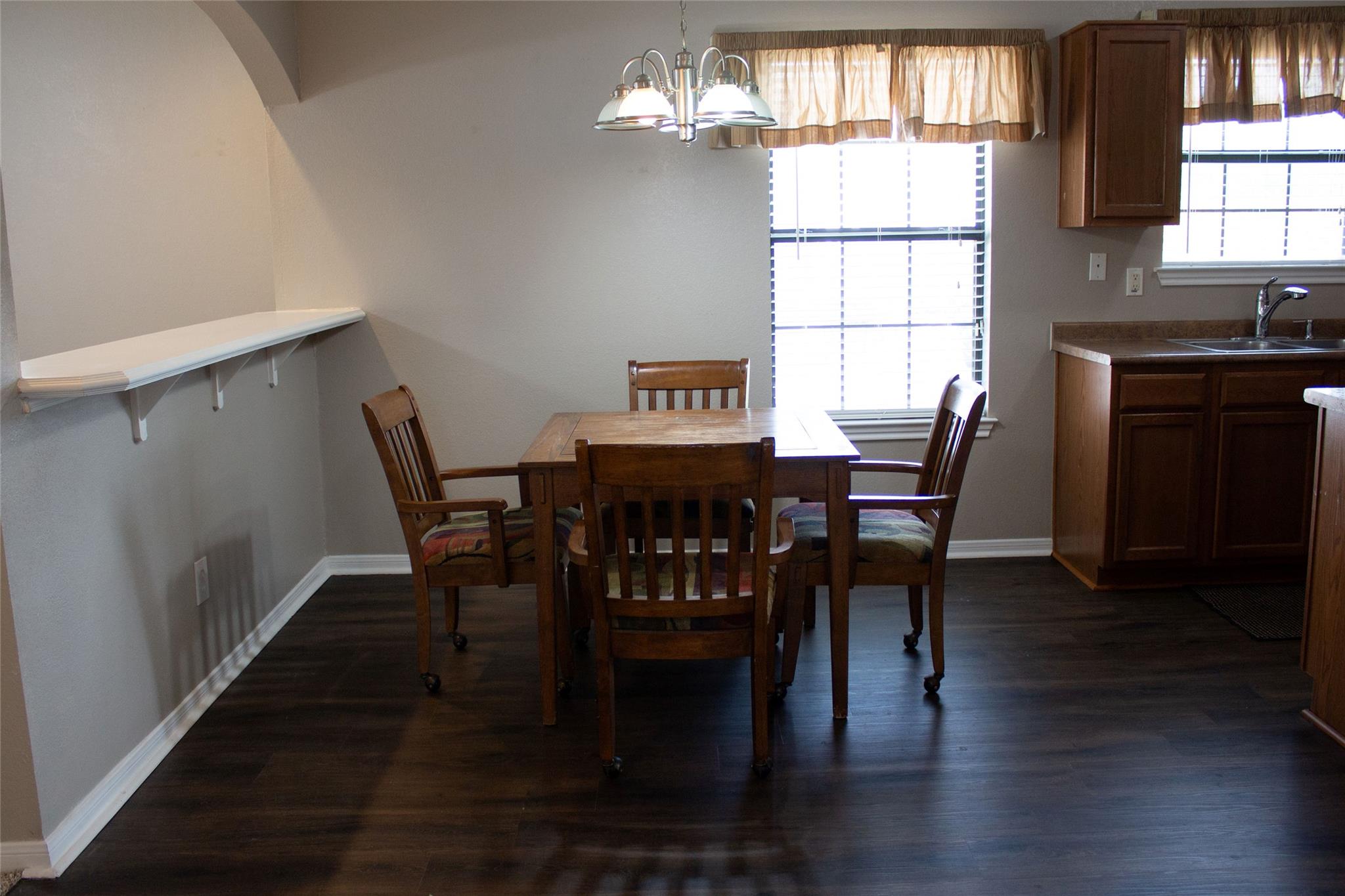 208 Shaw St Property Photo 12