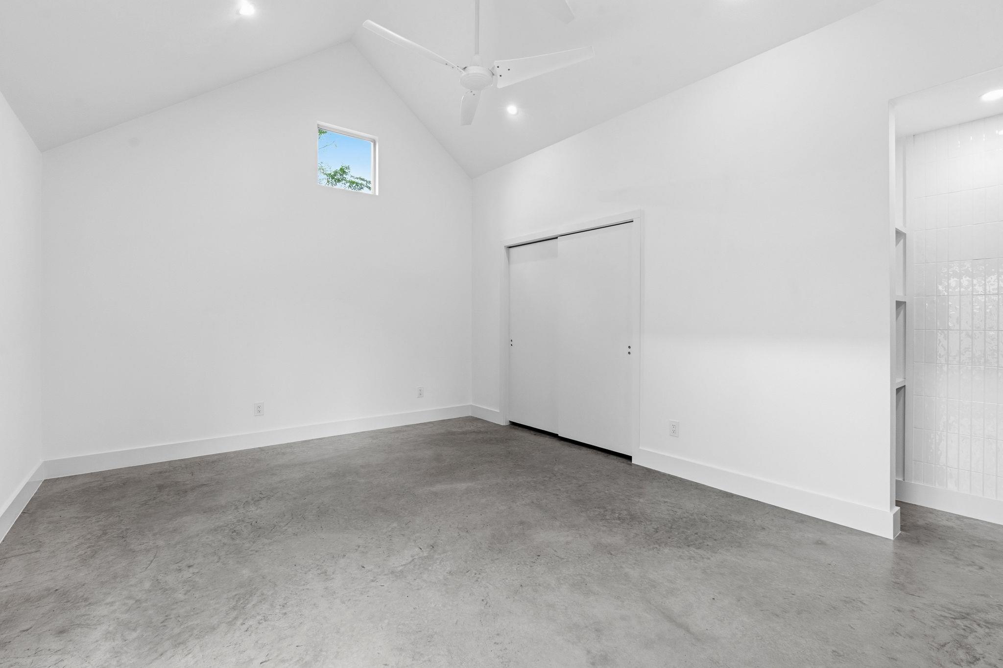 420 S Brazos St Property Photo 27