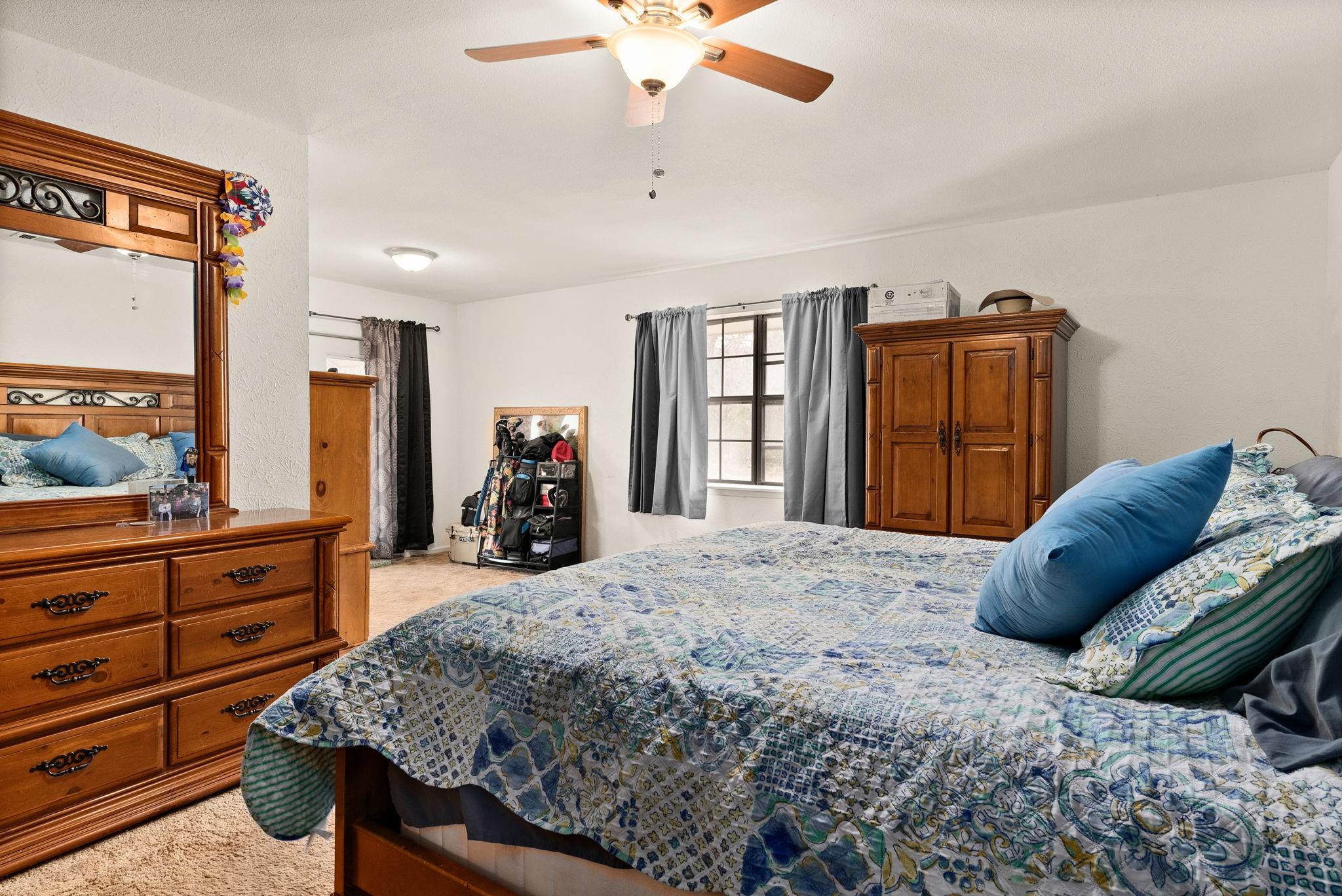 129 Pedernales Ln Property Photo 13