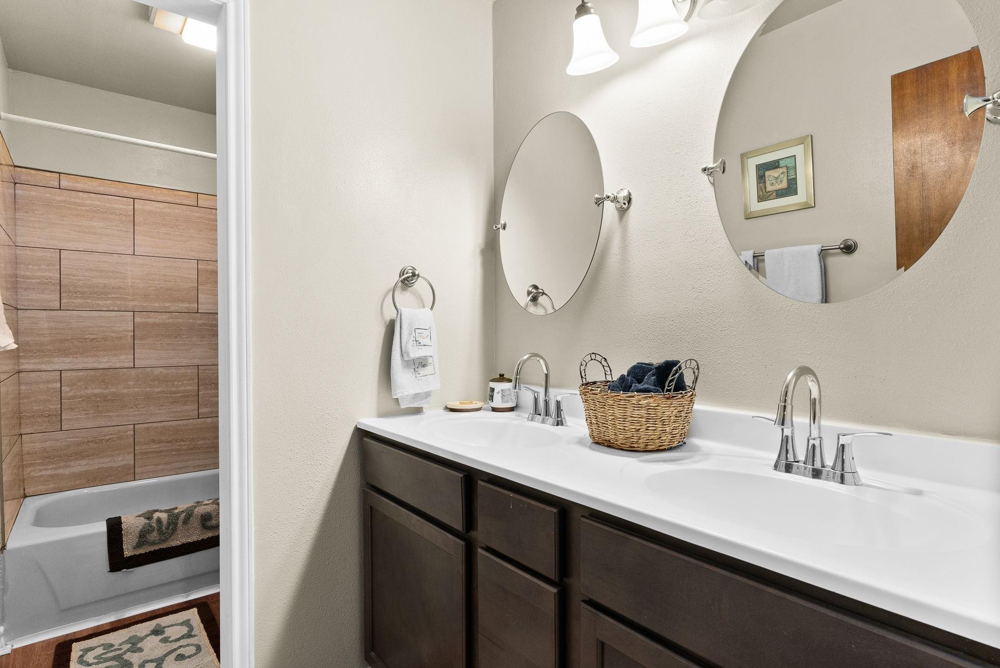 129 Pedernales Ln Property Photo 20