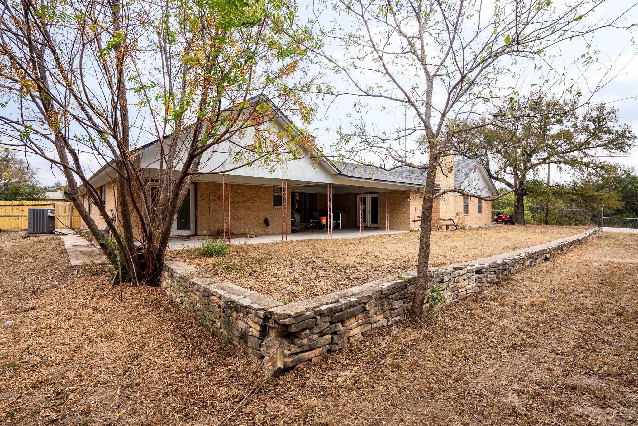129 Pedernales Ln Property Photo 30