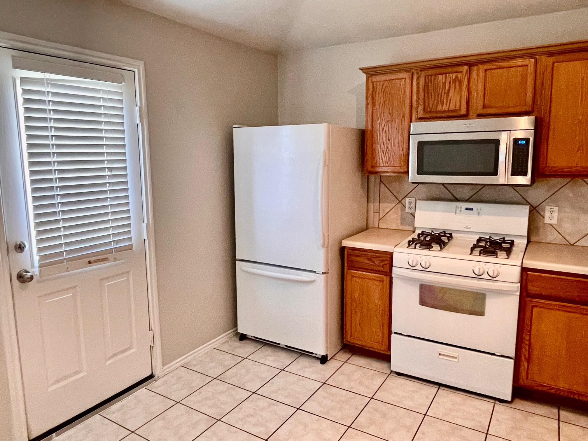 112 Cowboy Cv Property Photo 10