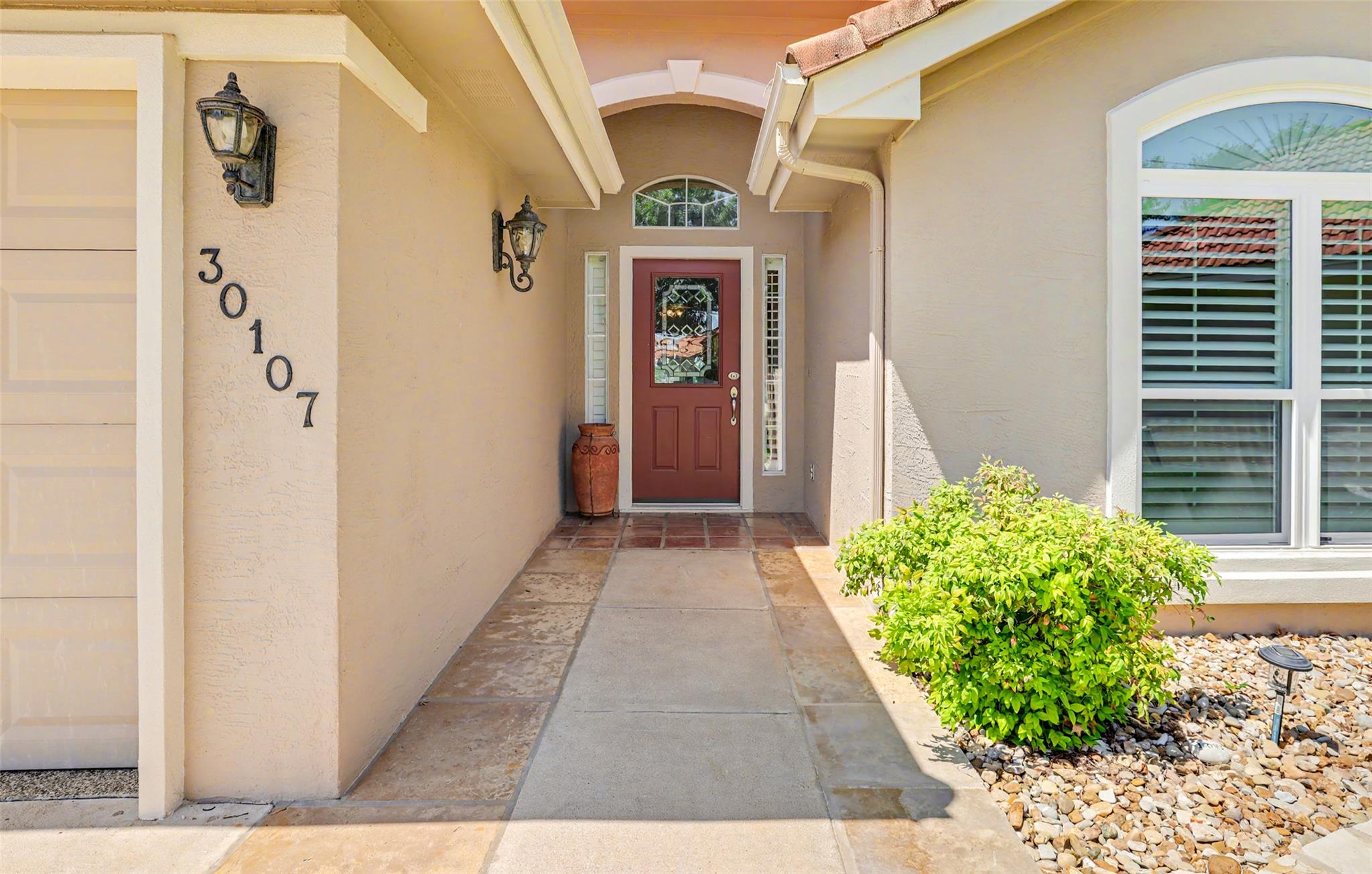30107 Hamlet Cir Property Photo 6
