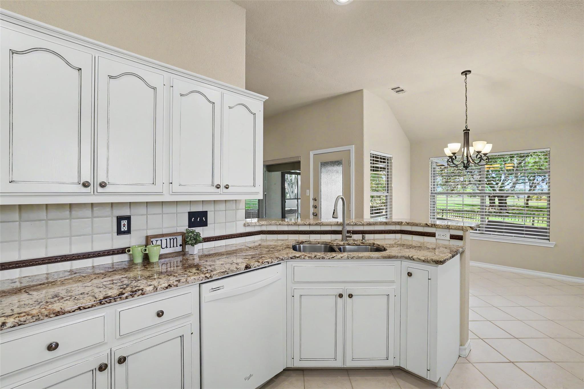 30107 Hamlet Cir Property Photo 17