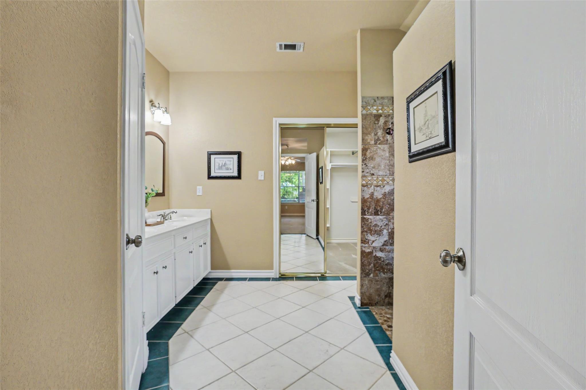 30107 Hamlet Cir Property Photo 21