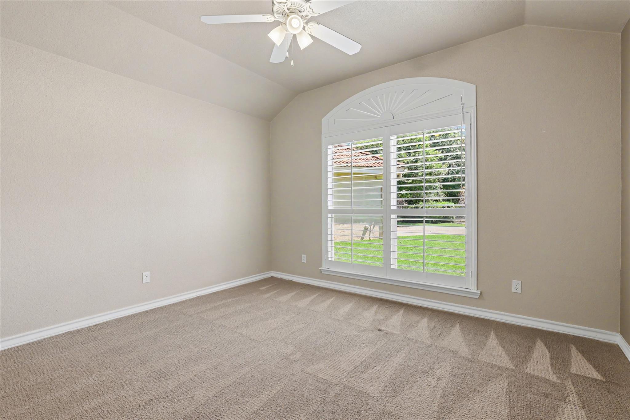 30107 Hamlet Cir Property Photo 27