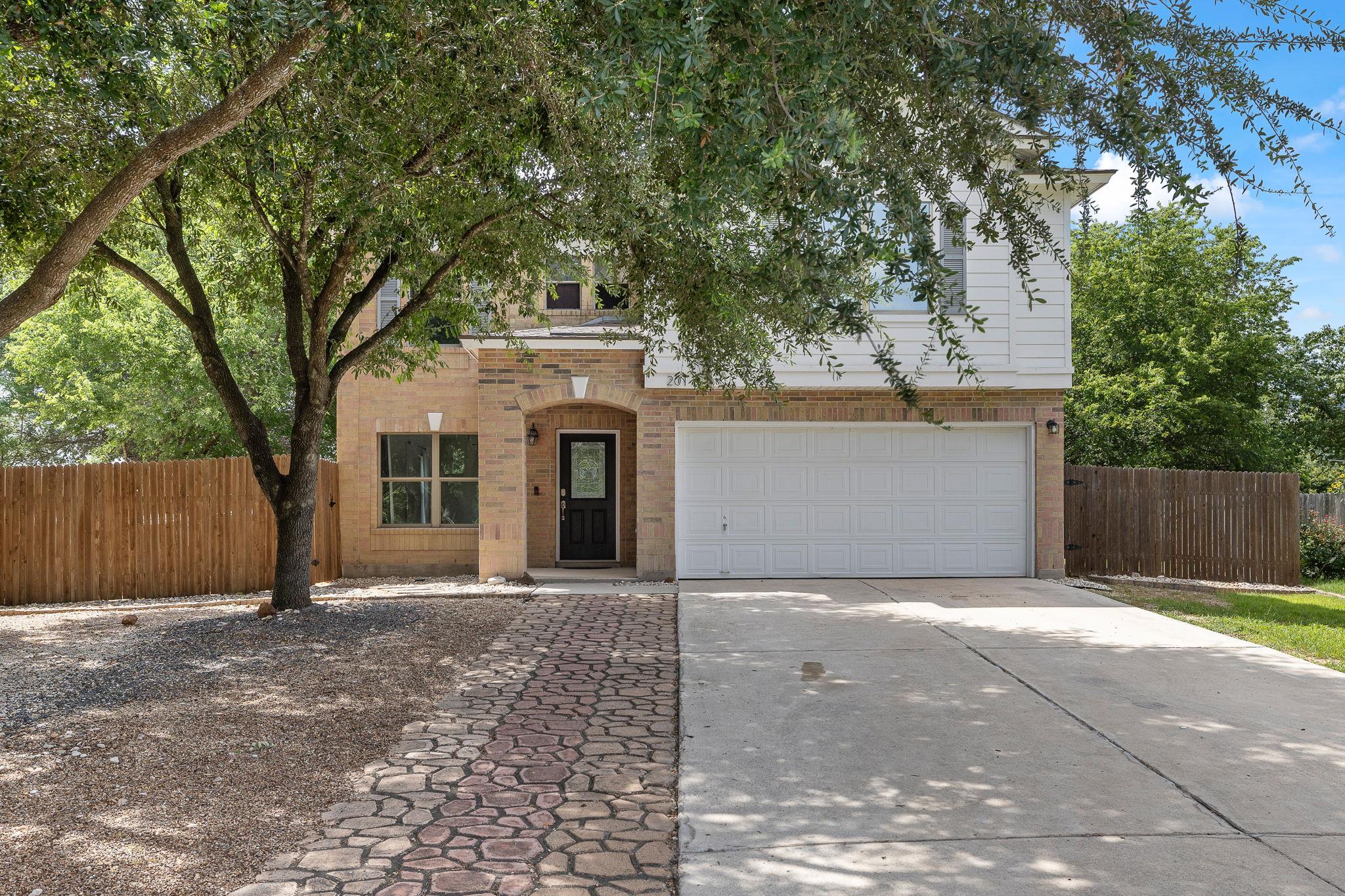 201 Lexington None Property Photo 8