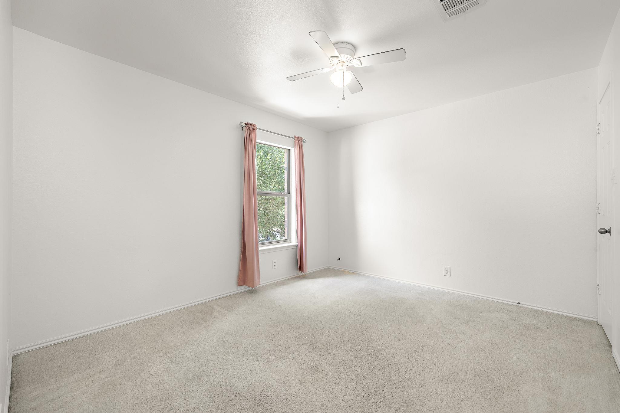 201 Lexington None Property Photo 28