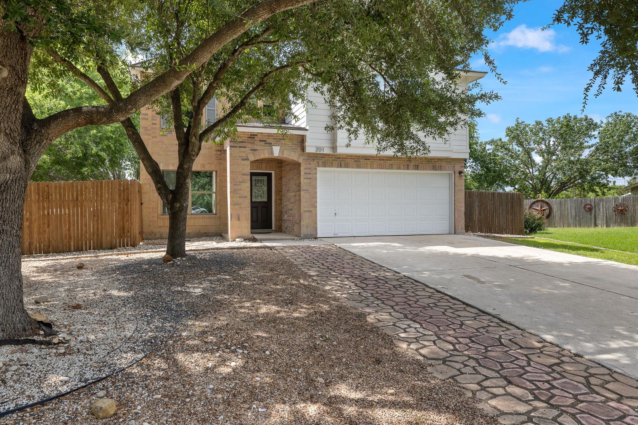 201 Lexington None Property Photo 40
