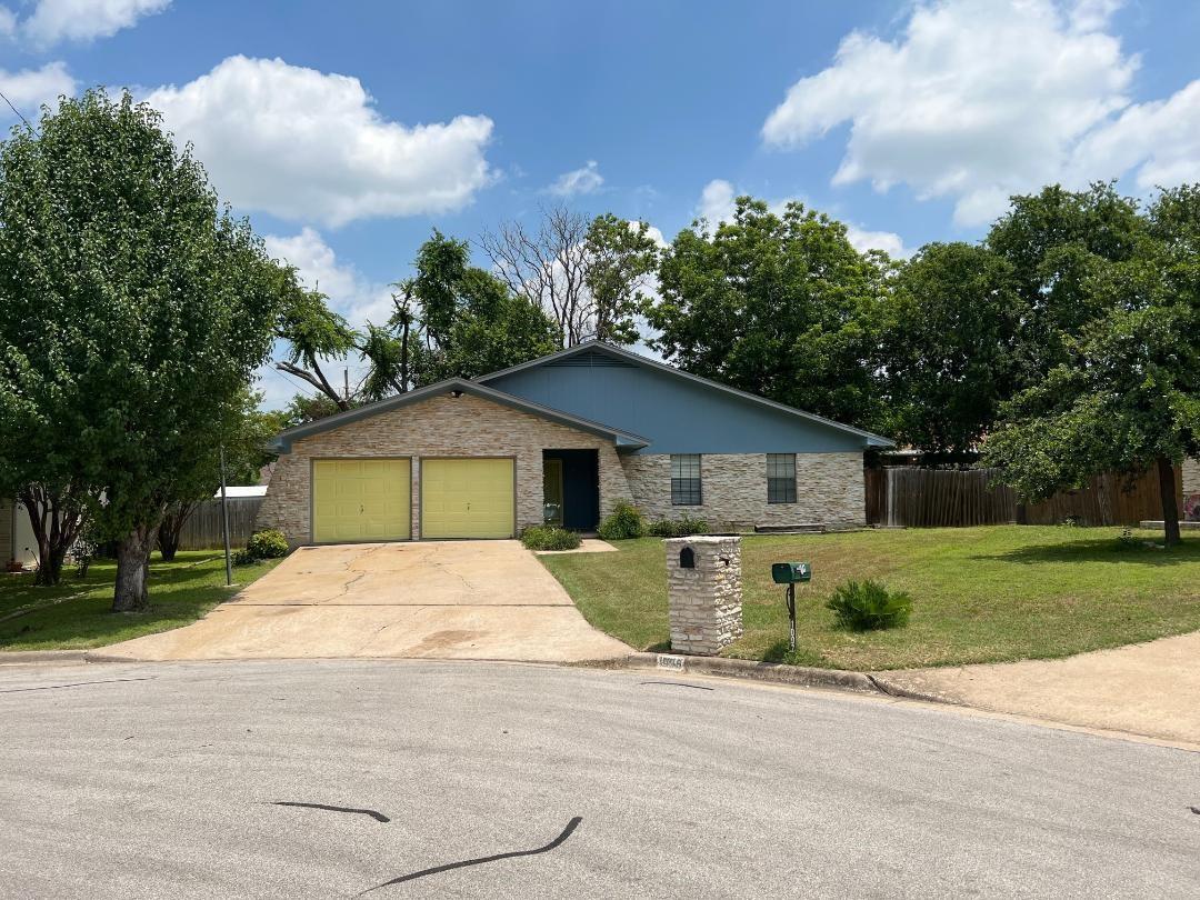 1009 Whispering Dr Property Photo 1