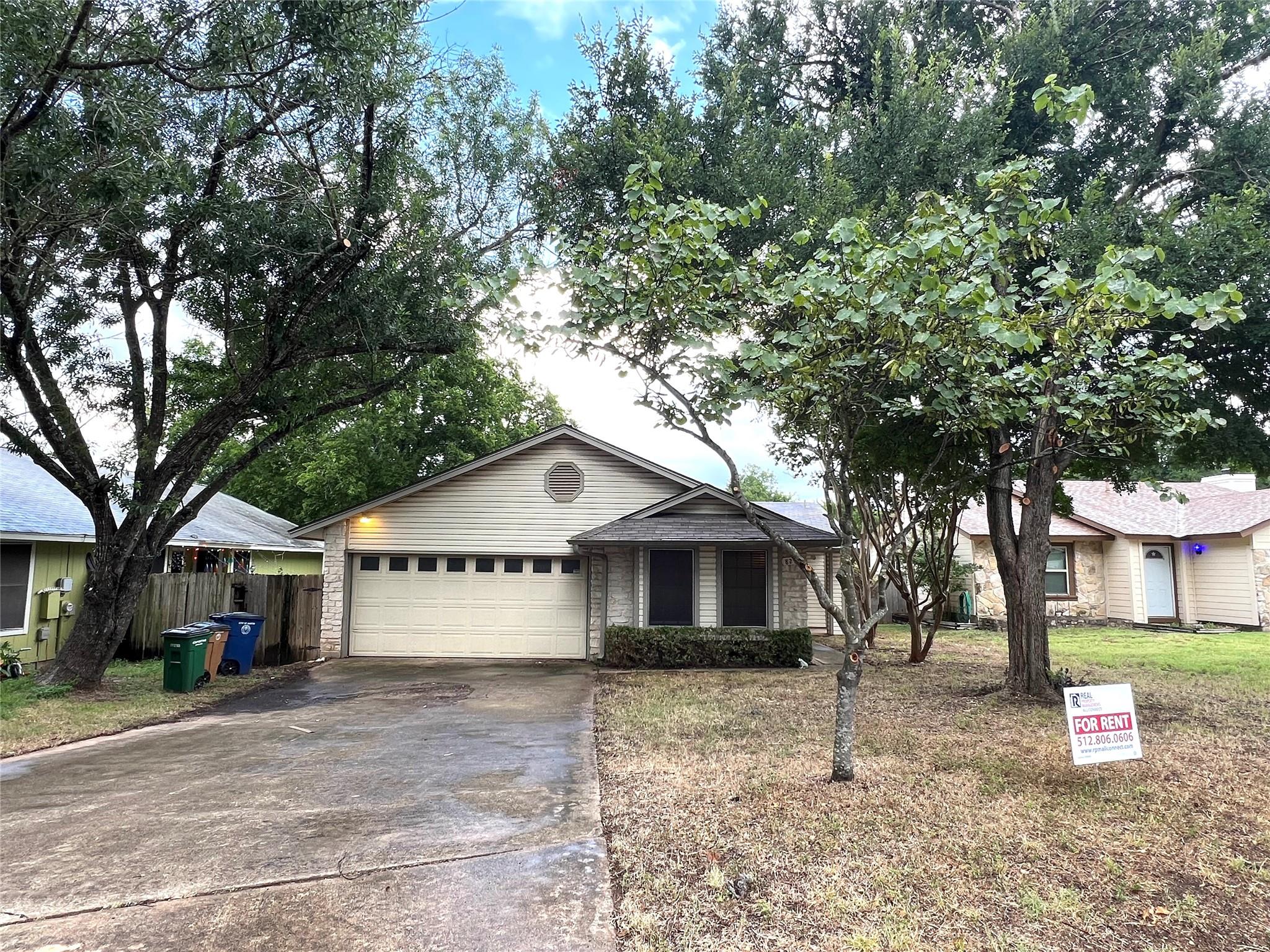 8211 Treehouse Ln Property Photo
