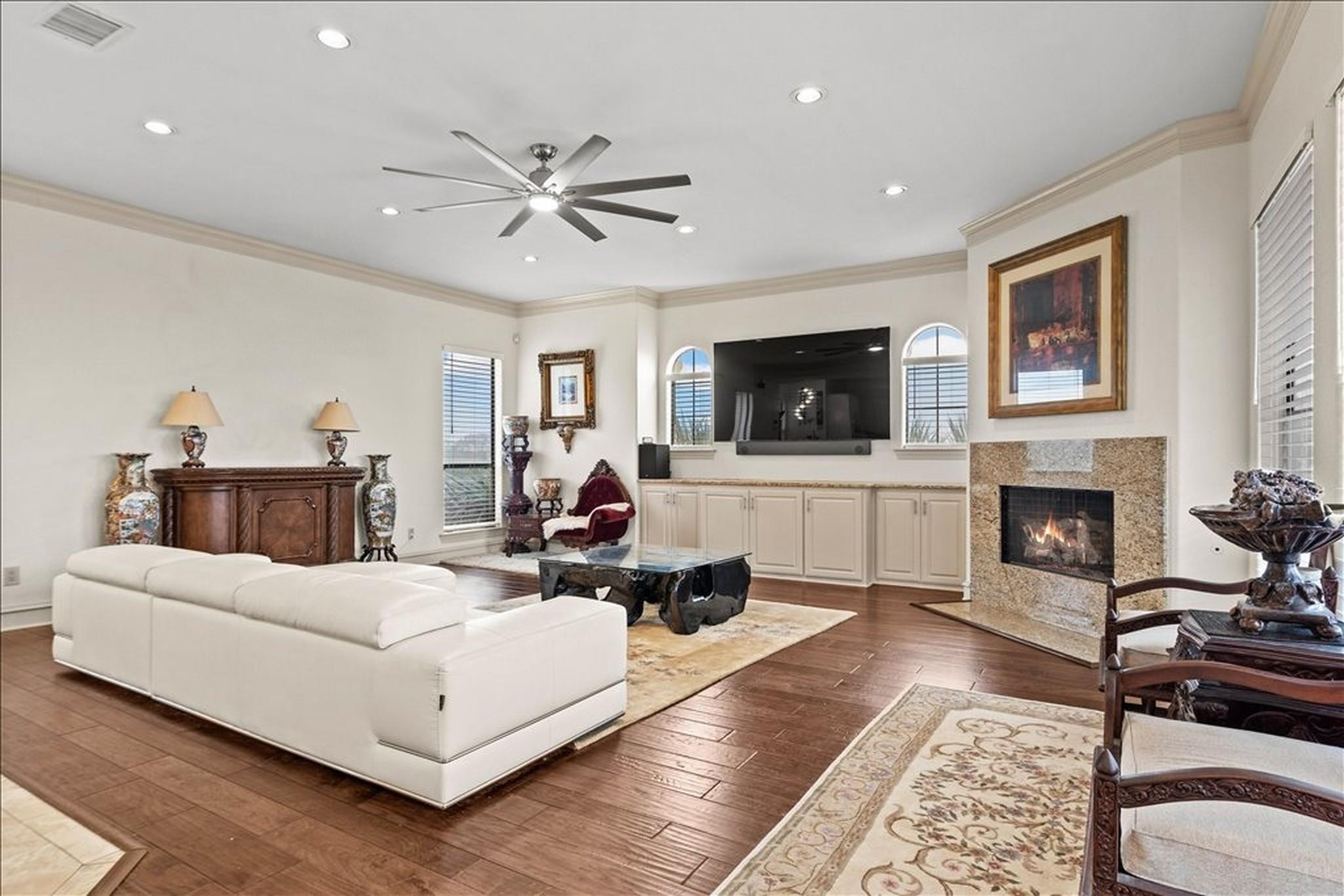 5138 Mansfield View Ct Property Photo 8