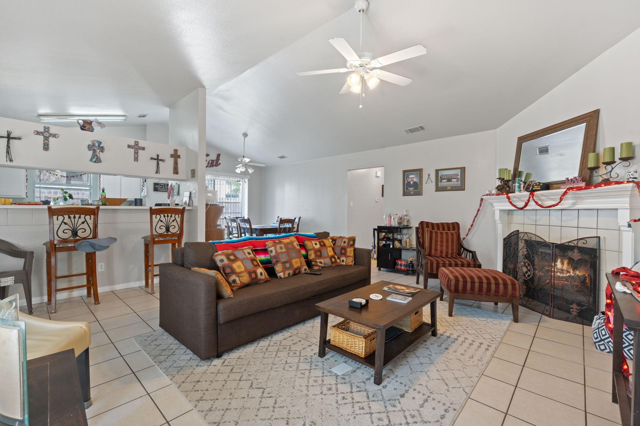 805 Valley View Dr Property Photo 15