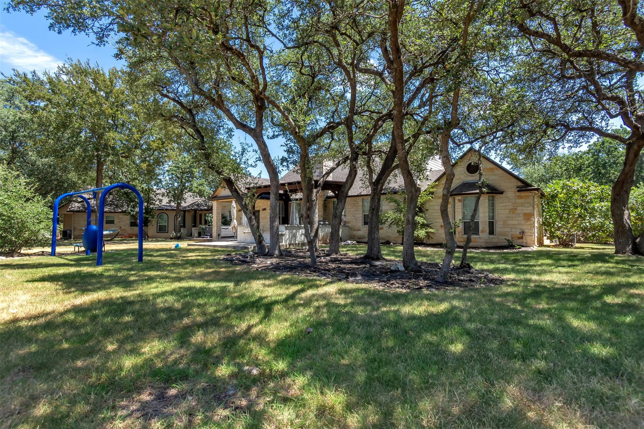 140 Oak Plaza Dr Property Photo 18