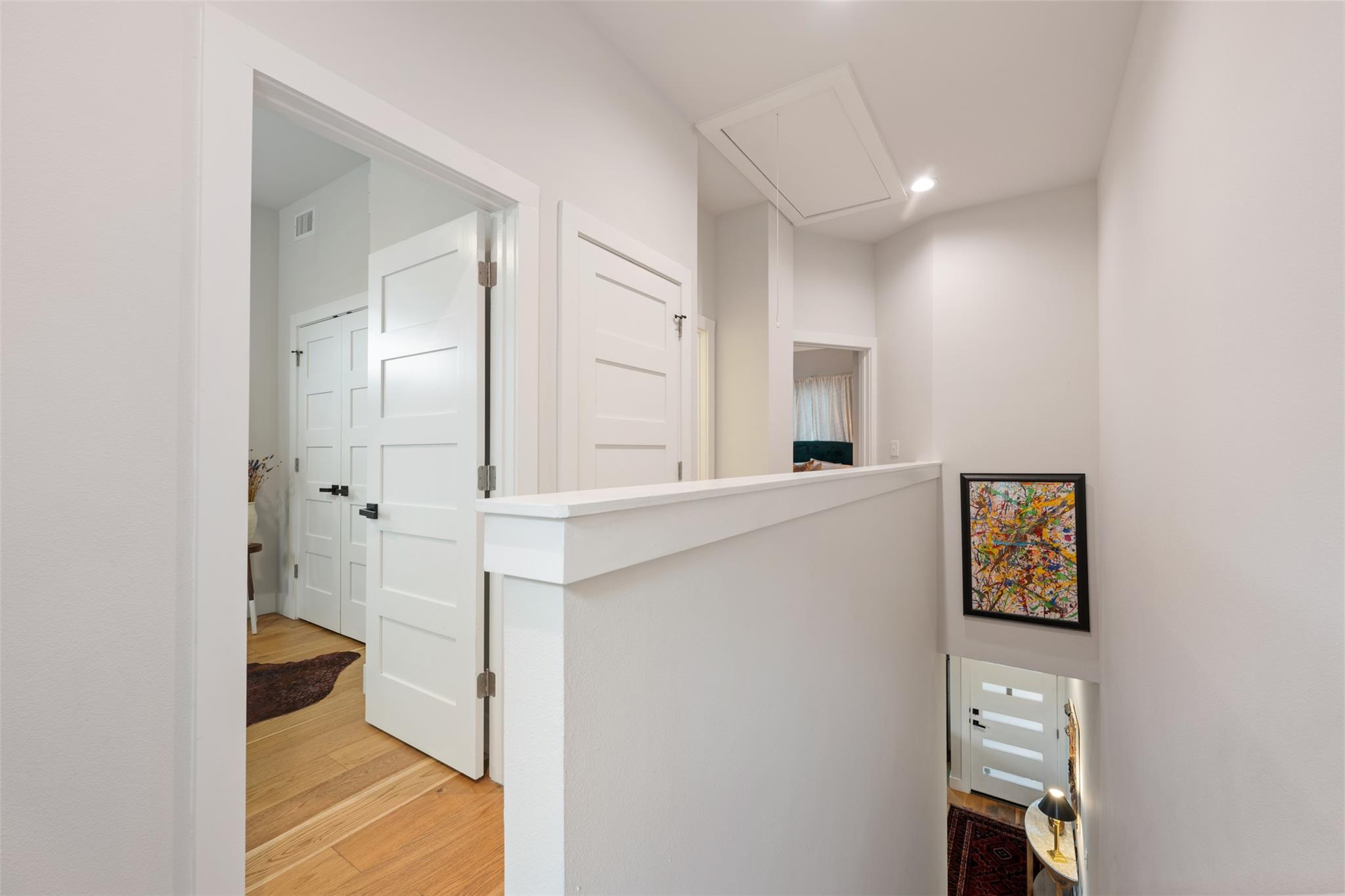 2108 Rosewood Ave #b Property Photo 23