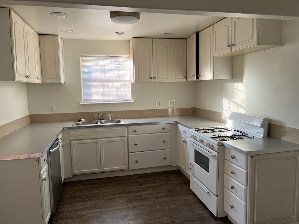 508 Nelray Blvd Property Photo 2