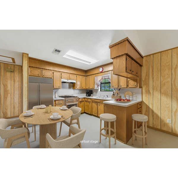5637 Jeddo Rd Property Photo 5