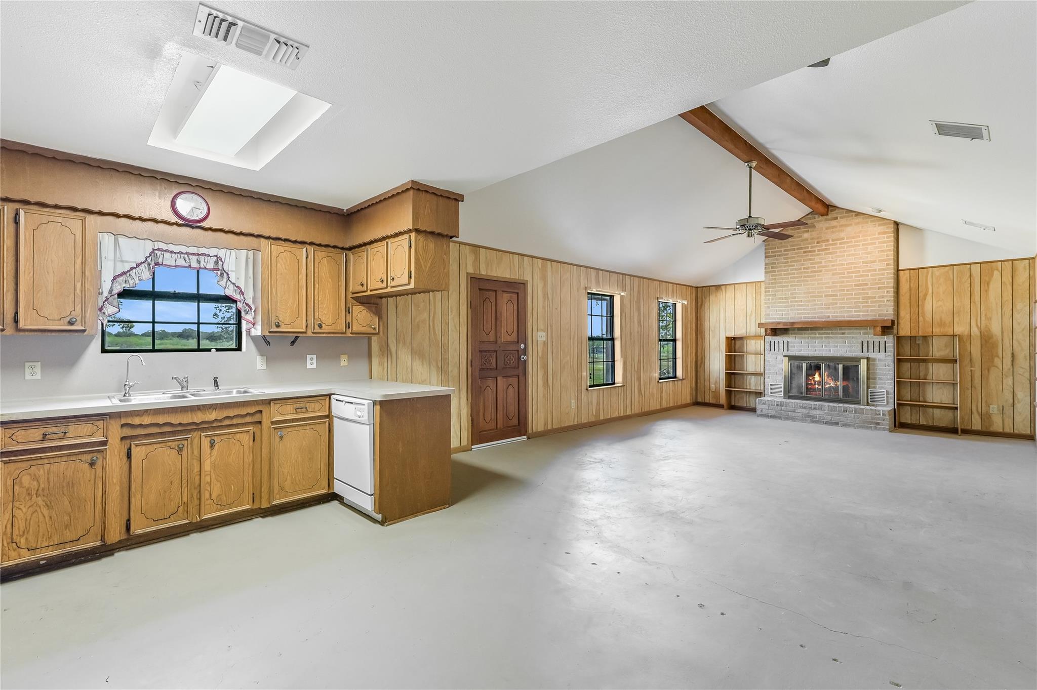 5637 Jeddo Rd Property Photo 12