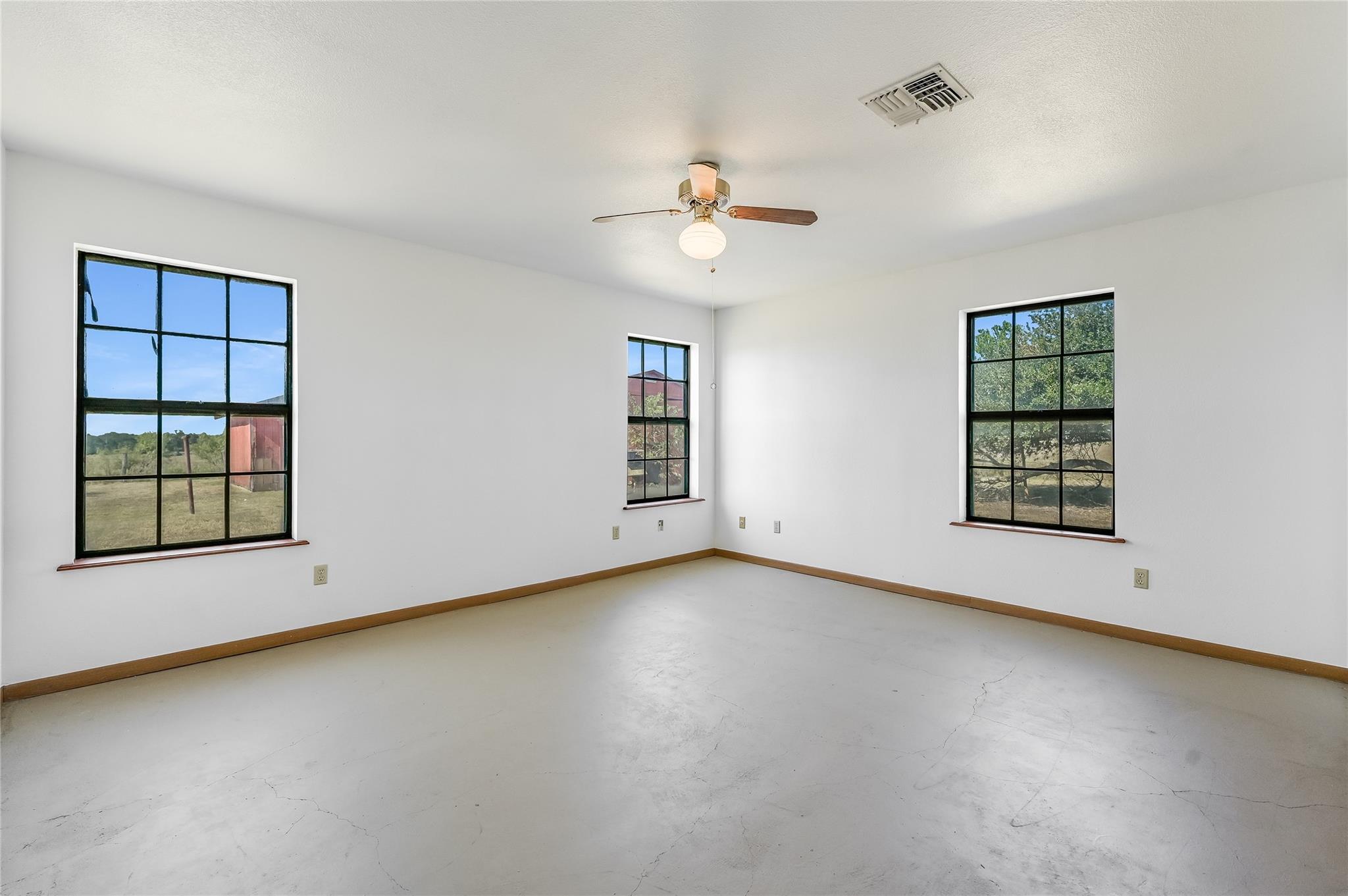 5637 Jeddo Rd Property Photo 15