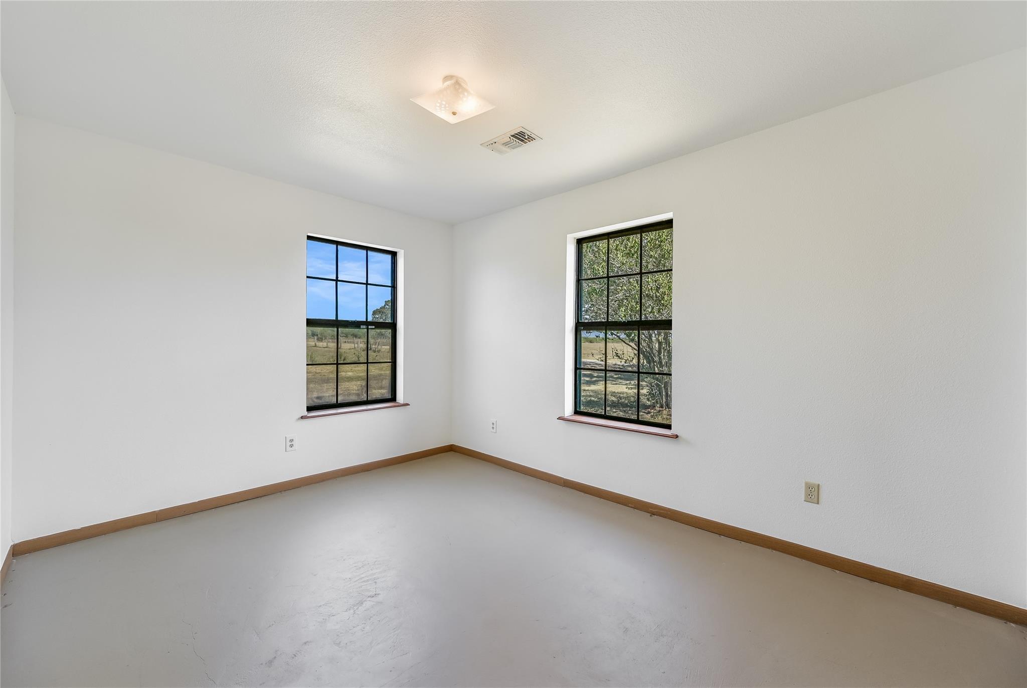 5637 Jeddo Rd Property Photo 18