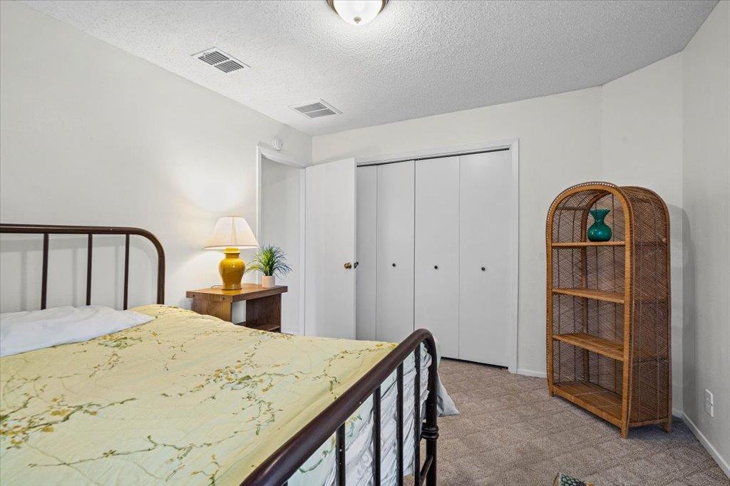 1617 W Braker Ln #b Property Photo 24