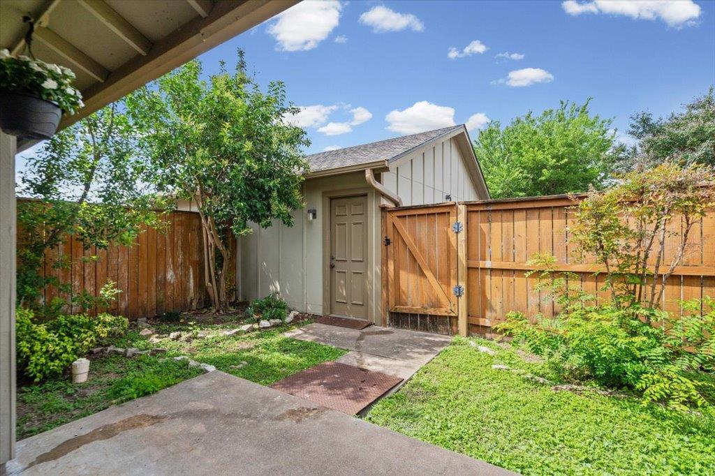 1617 W Braker Ln #b Property Photo 26
